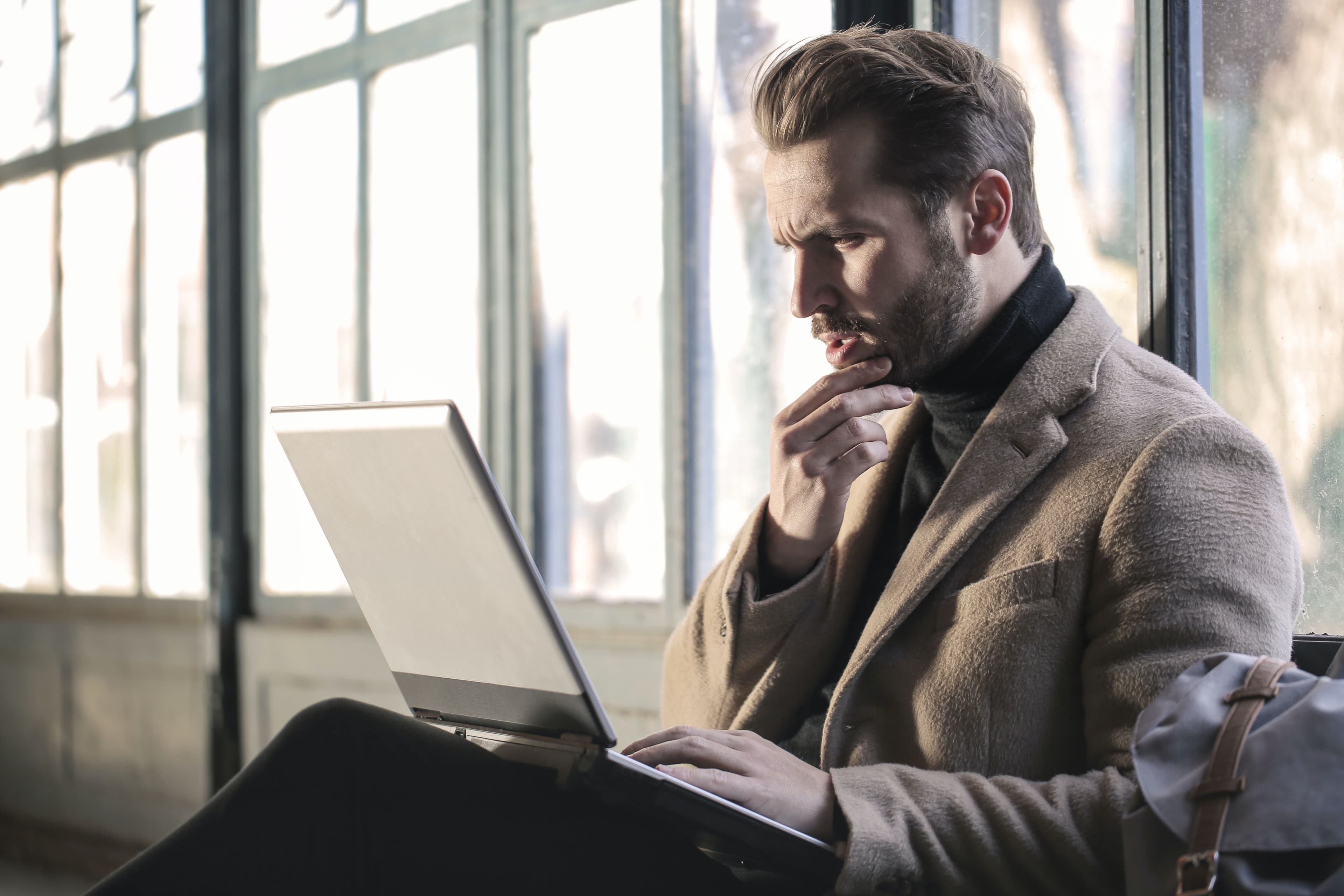 Det finnes flere måter å investere penger. På Femelle.no får du muligheten til å se flere plattformer du kan investerei.